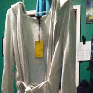 HER UNIVERSE STAR WARS: REY HOODED CARDIGAN